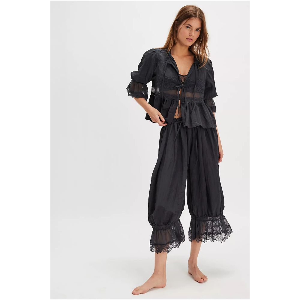 ASAYA7318 – Bohemian Lace Bloom Pants 🤍🌿