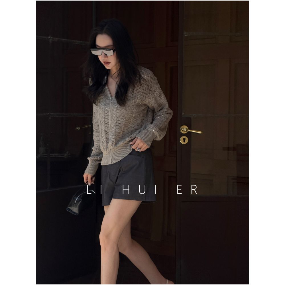 LiHuiEr Moon Steps Women s Summer Suit Gray Straight Leg Shorts Light Luxury Casual Versatile Design image 2