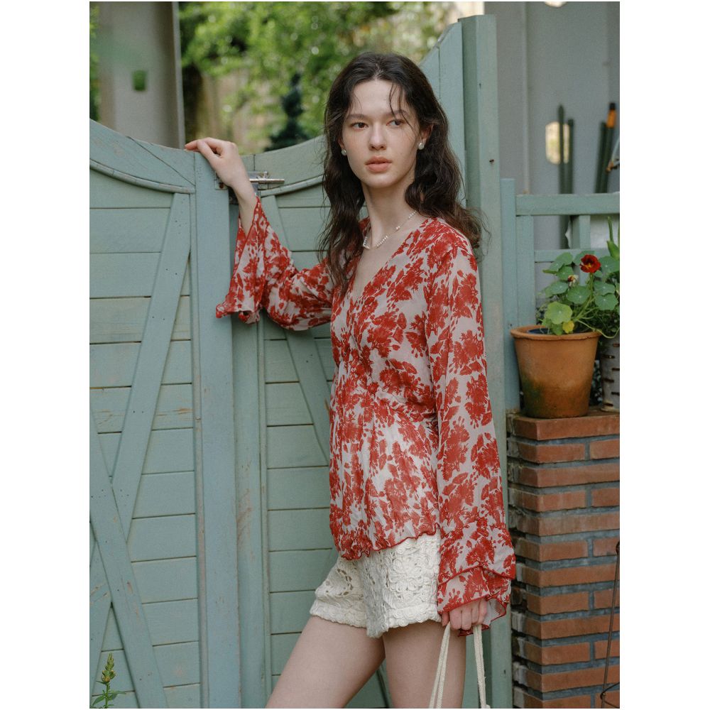 Clean Sense Summer Floral V neck Slim Waist Flared Sleeve Top image 2