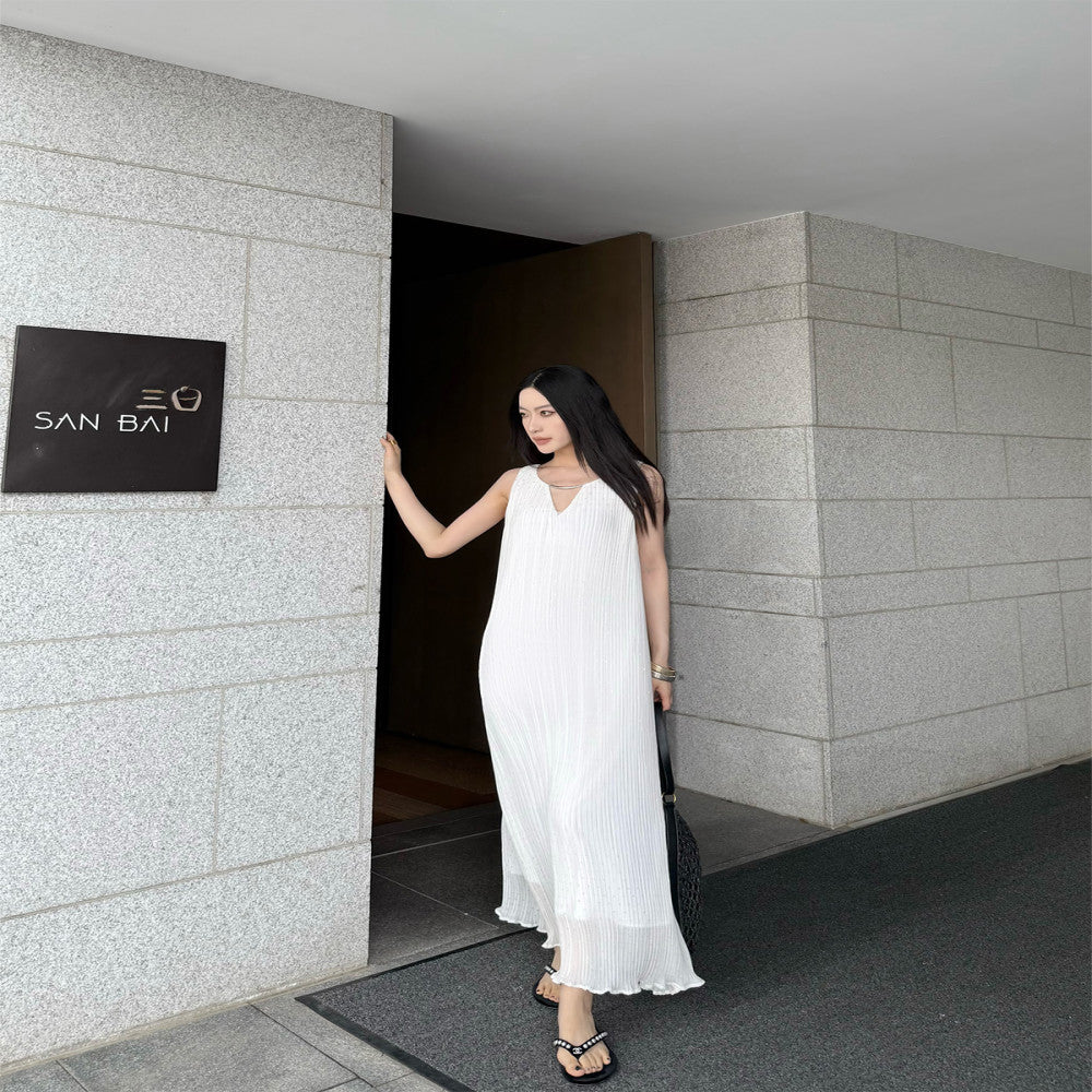 PAPERLLL Xinjian agile and lightweight French vacation style pleated sleeveless dress for women s summer loose A line skirt image 3