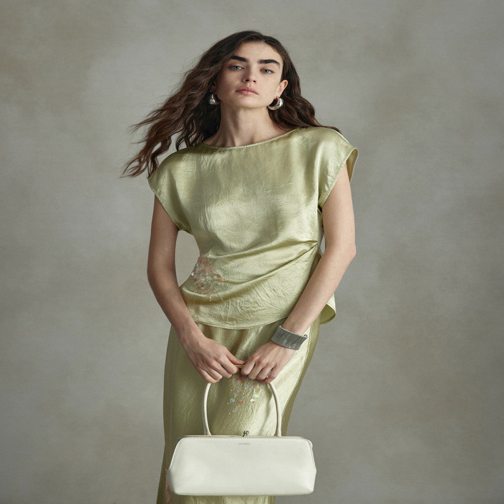 LYNEE New Fashionable Women s Gold Style Acetic Acid Skirt Summer Two Piece Set Nail Bead Glitter Tank Top Set image 2