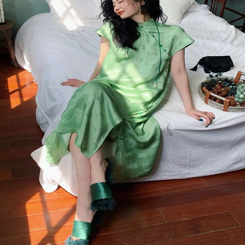 Morning Robe Female Bride Improved Loose Cheongsam 2025 New Chinese Style Green Dress Summer Zen Tea Dress image 3