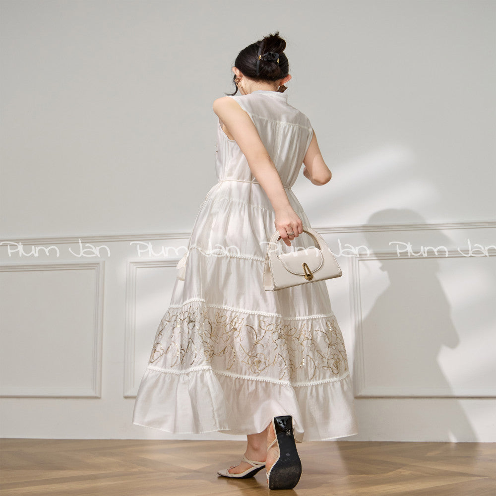 Plum Jan Seaside Outfit Dress Up A stunning white sleeveless stand up collar pleated dress image 4