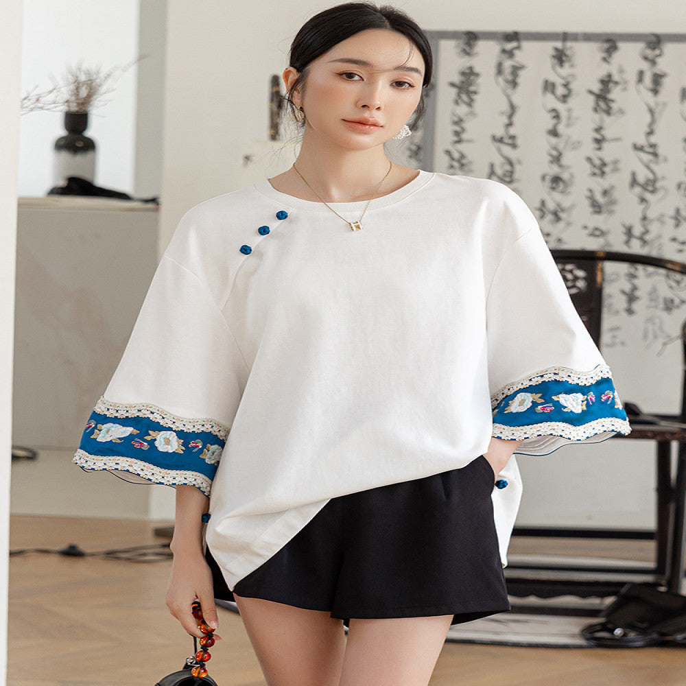 New Chinese style round neck cotton T shirt top with a female design sense niche casual loose fit Chinese style embroidered five quarter sleeve shirt image 3