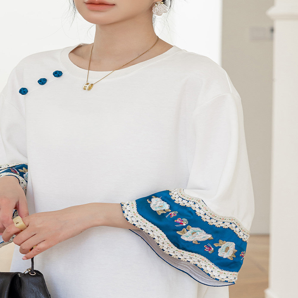 New Chinese style round neck cotton T shirt top with a female design sense niche casual loose fit Chinese style embroidered five quarter sleeve shirt image 5