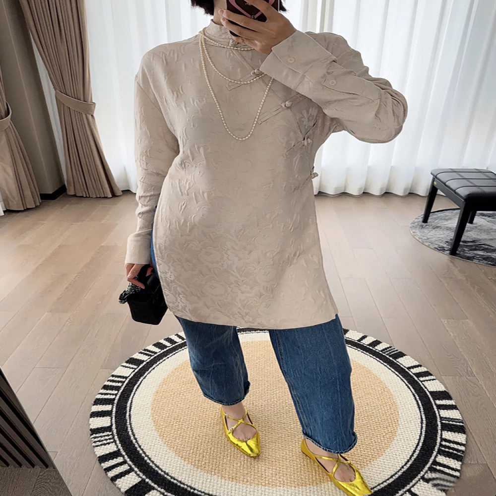 In stock new Chinese style jacquard slant collar button top long unique small fragrance style modified qipao tea suit image 3