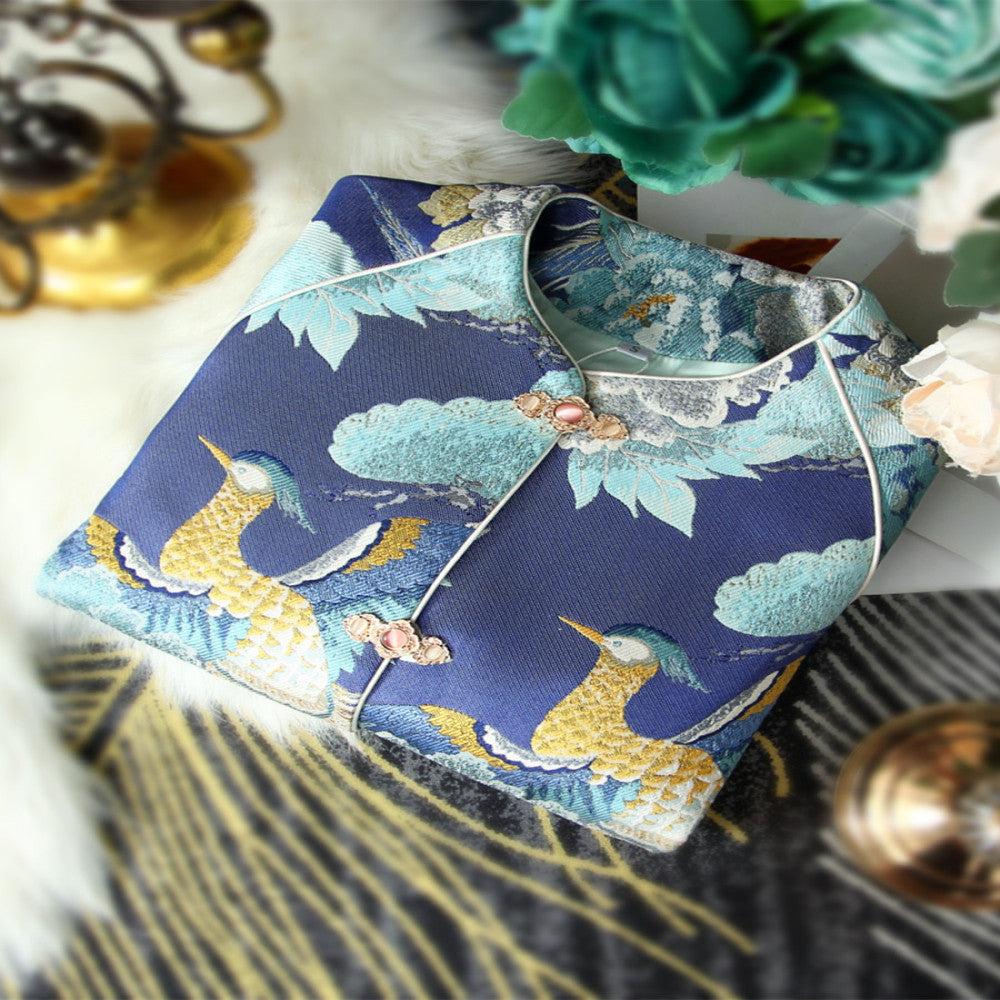 Tang style women s clothing classic Chinese style embroidery luxurious vintage buttons new Chinese style improved jacket trendy autumn and winter top image 3