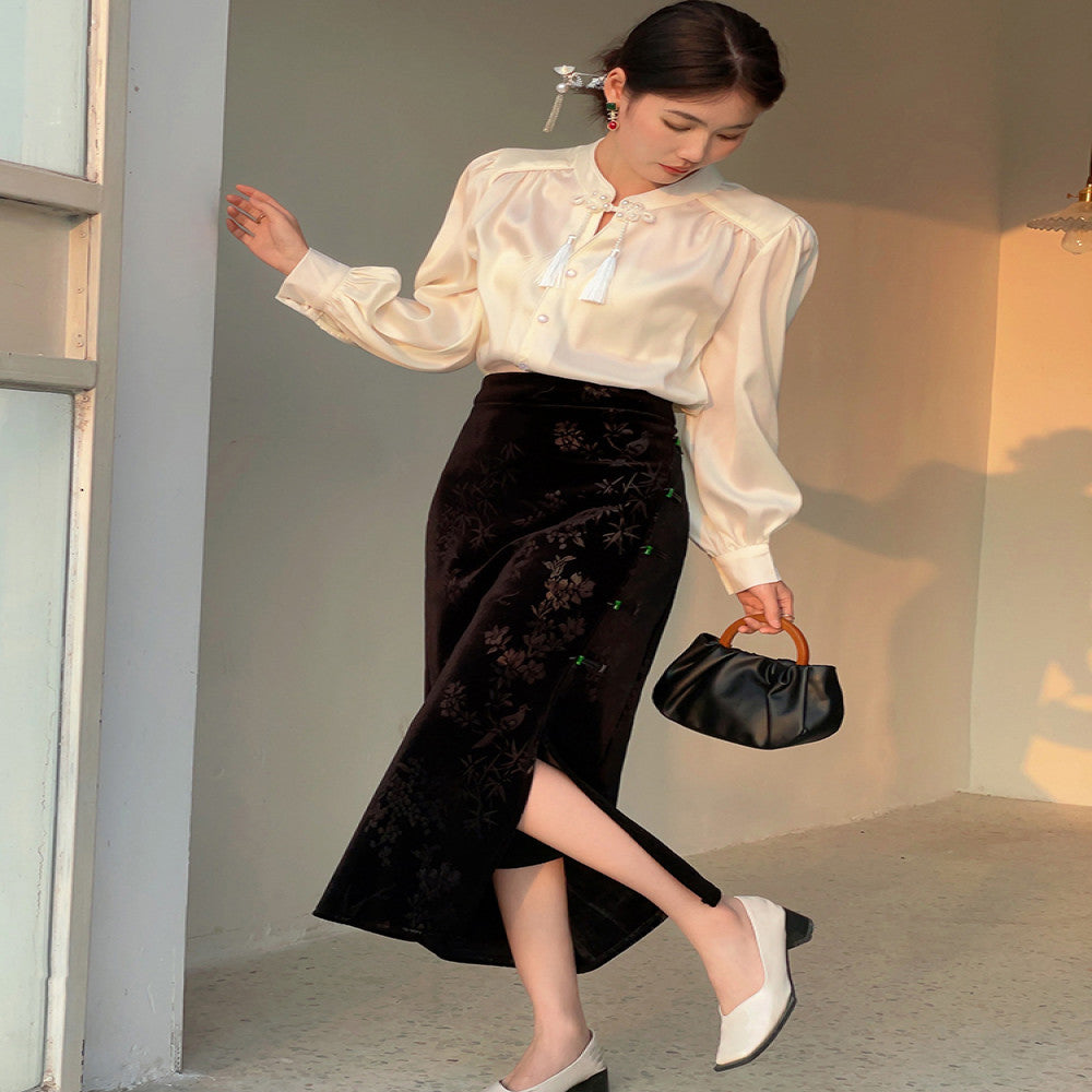 Black Jacquard Half length Skirt for Women Spring and Autumn 2025 New Style Chinese Style Women s Wear Plate Buckle Open Fork Hip Wrapping Skirt image 2