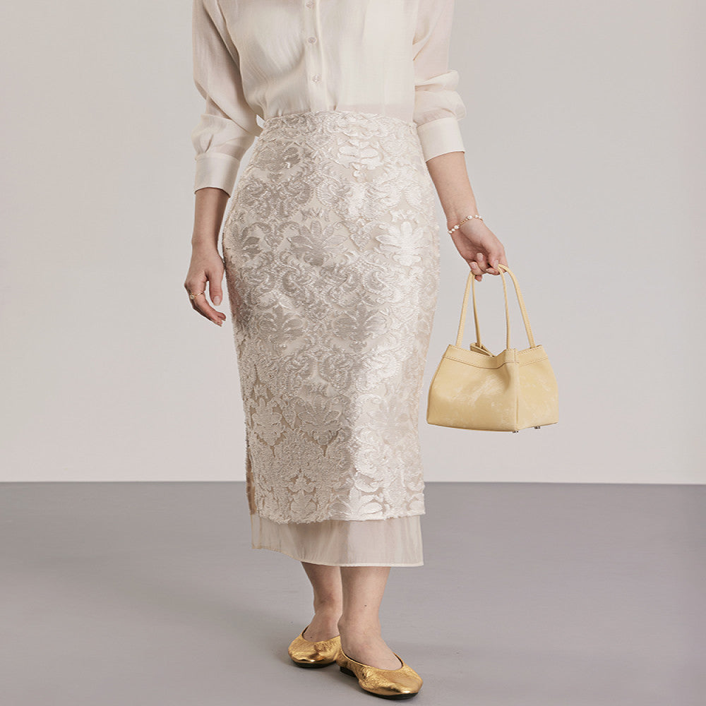 Jiaqi Custom High end Korean imported burnt out fabric Elegant hip hugging handmade lace skirt with side slits image 0