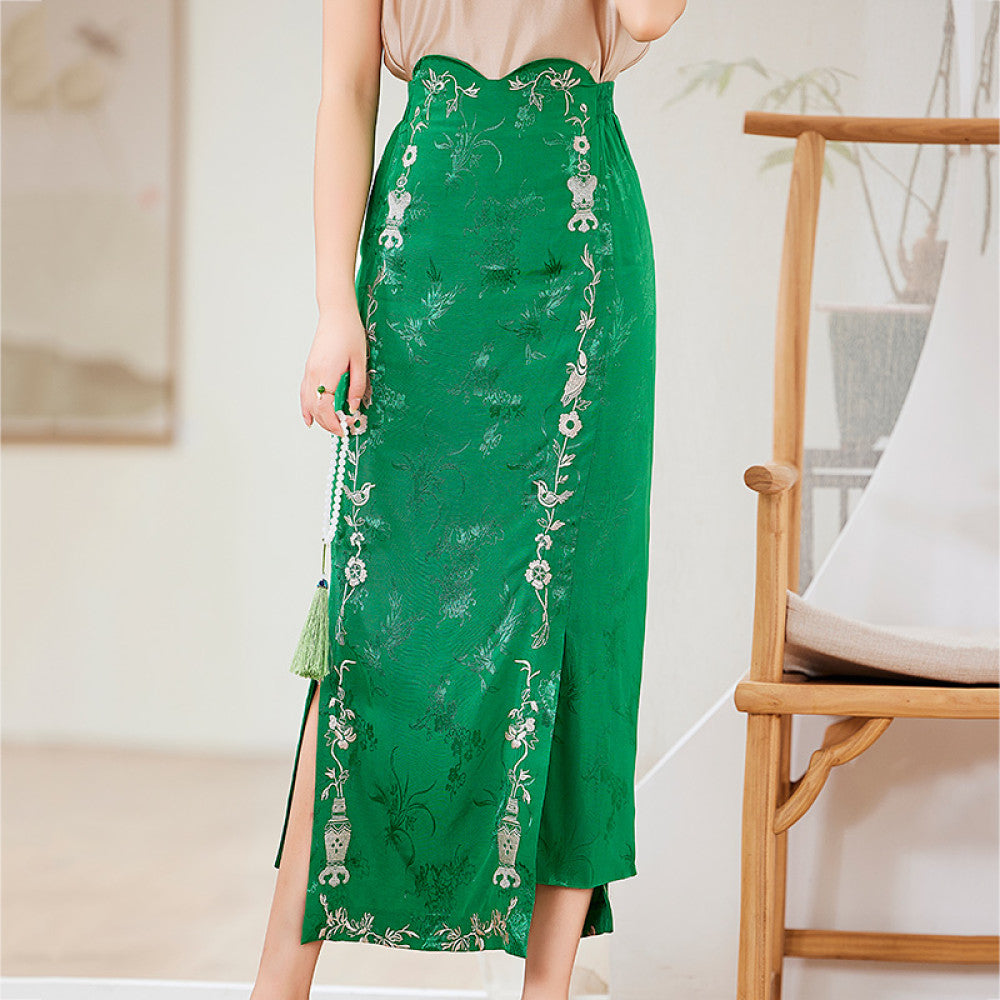 Skirt 2024 new retro Chinese style women s mid length high end high waist slim fishtail temperament hip skirt image 3
