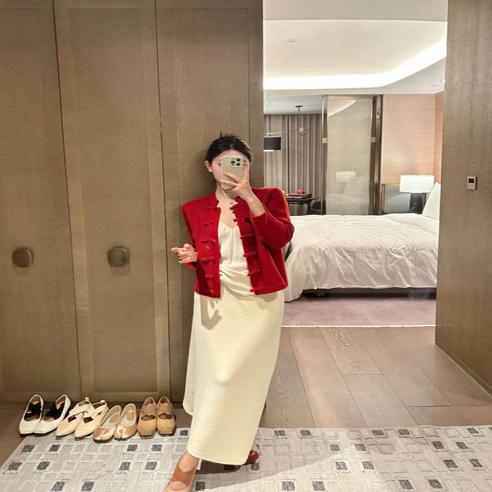 New Chinese style women s clothing 2025 new knitted cardigan buttoned top New Year s battle robe red jacket female autumn and winter image 5