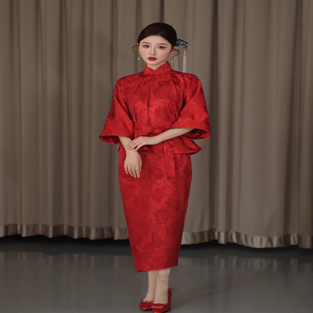 Chinese style jacquard red modified cheongsam top bride s wedding toast dress standing collar half skirt two piece set image 3