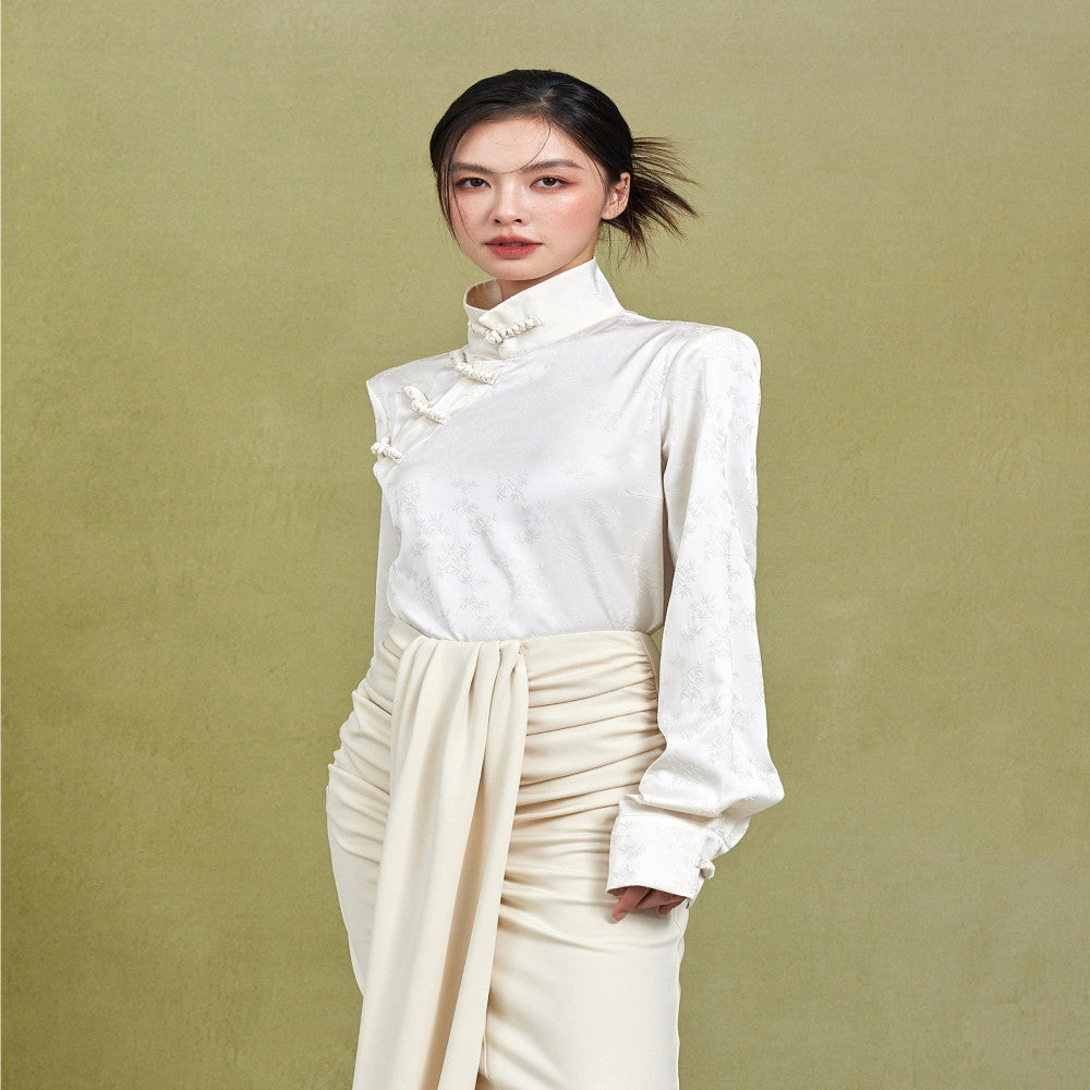 Beige high neck slanted placket long sleeved new Chinese style shirt top for women s spring and summer 2025 new style Chinese style small shirt three views image 3