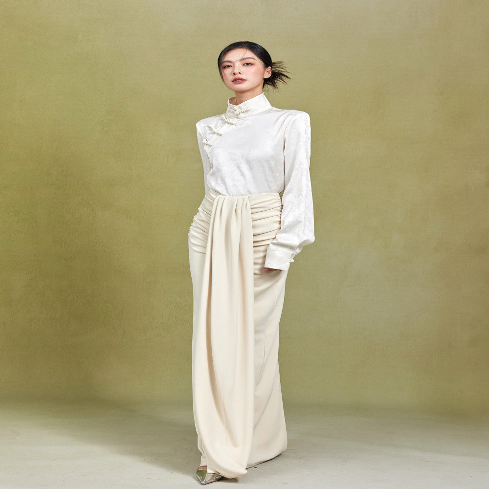 Beige high neck slanted placket long sleeved new Chinese style shirt top for women s spring and summer 2025 new style Chinese style small shirt three views image 5