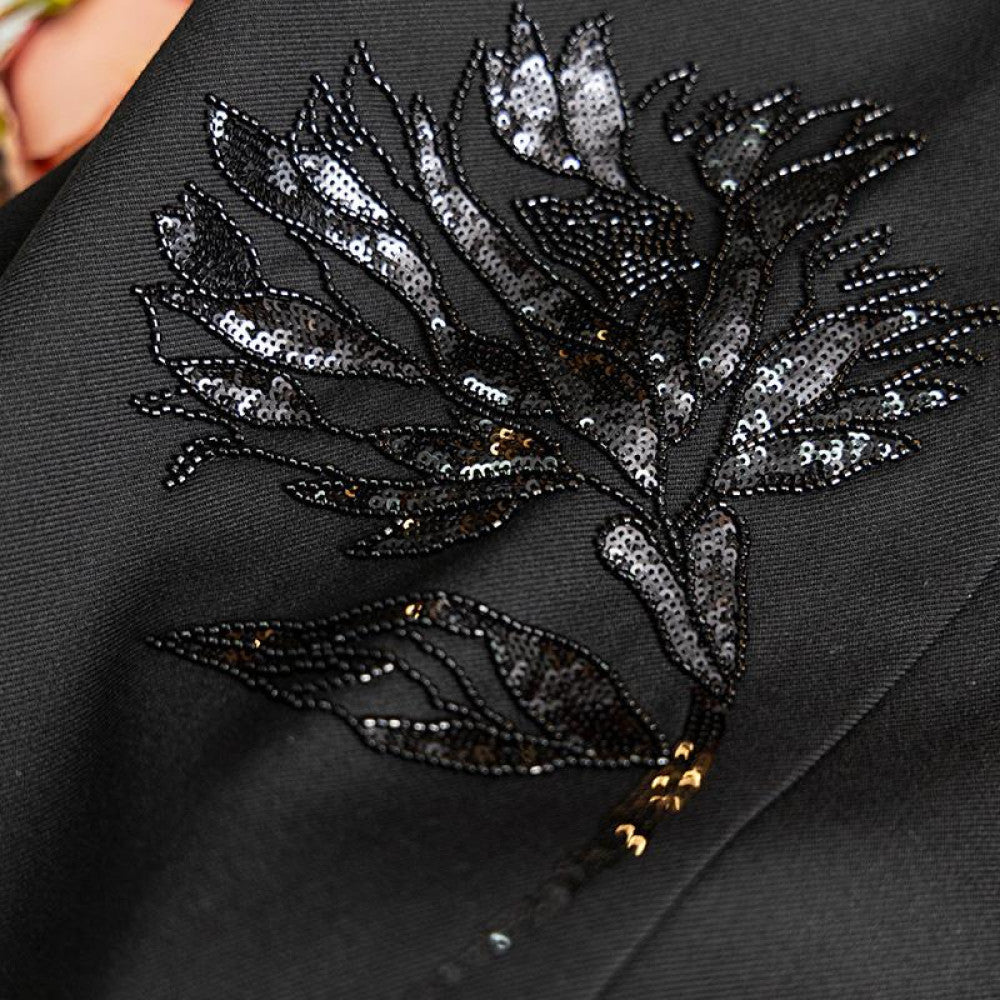 Heavy sequin embroidered skirt for women 2024 autumn and winter new high waist French slim mid length slit hip skirt image 3