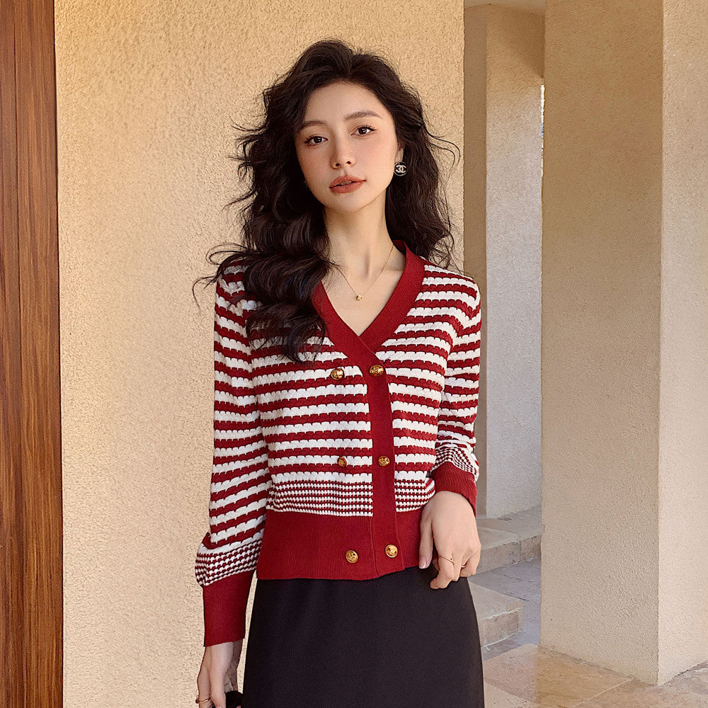 2025 New Year of the Snake Year Suit Spring Festival Outfit Red Wool Knitted Cardigan Top Short Jacket Women s Clothing image 8