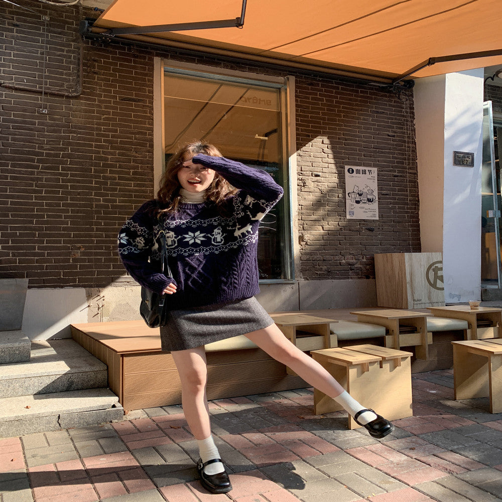 Hello Canon Christmas atmosphere jacquard round neck sweater women s spring and autumn 2025 new loose warm knitted sweater image 3