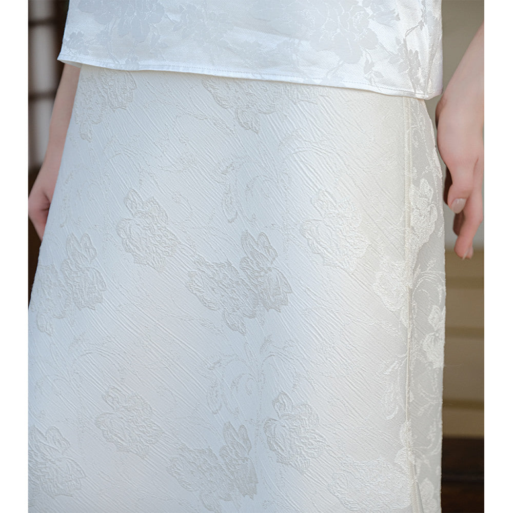 Mountain colored jacquard skirt original design versatile slim anti wrinkle high end elegant temperament commuting white skirt image 3