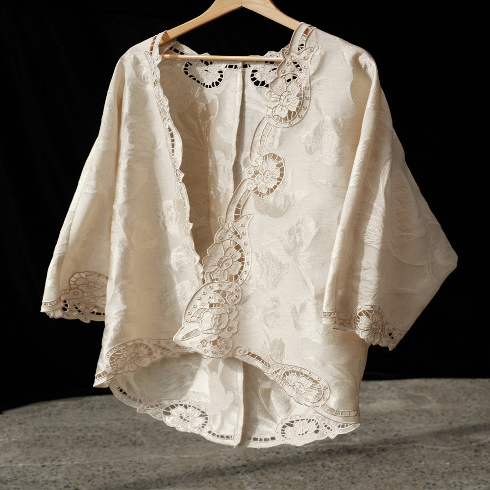 Hollow out laser embroidery gold tulip jacquard retro palace style sleeveless jacket image 4