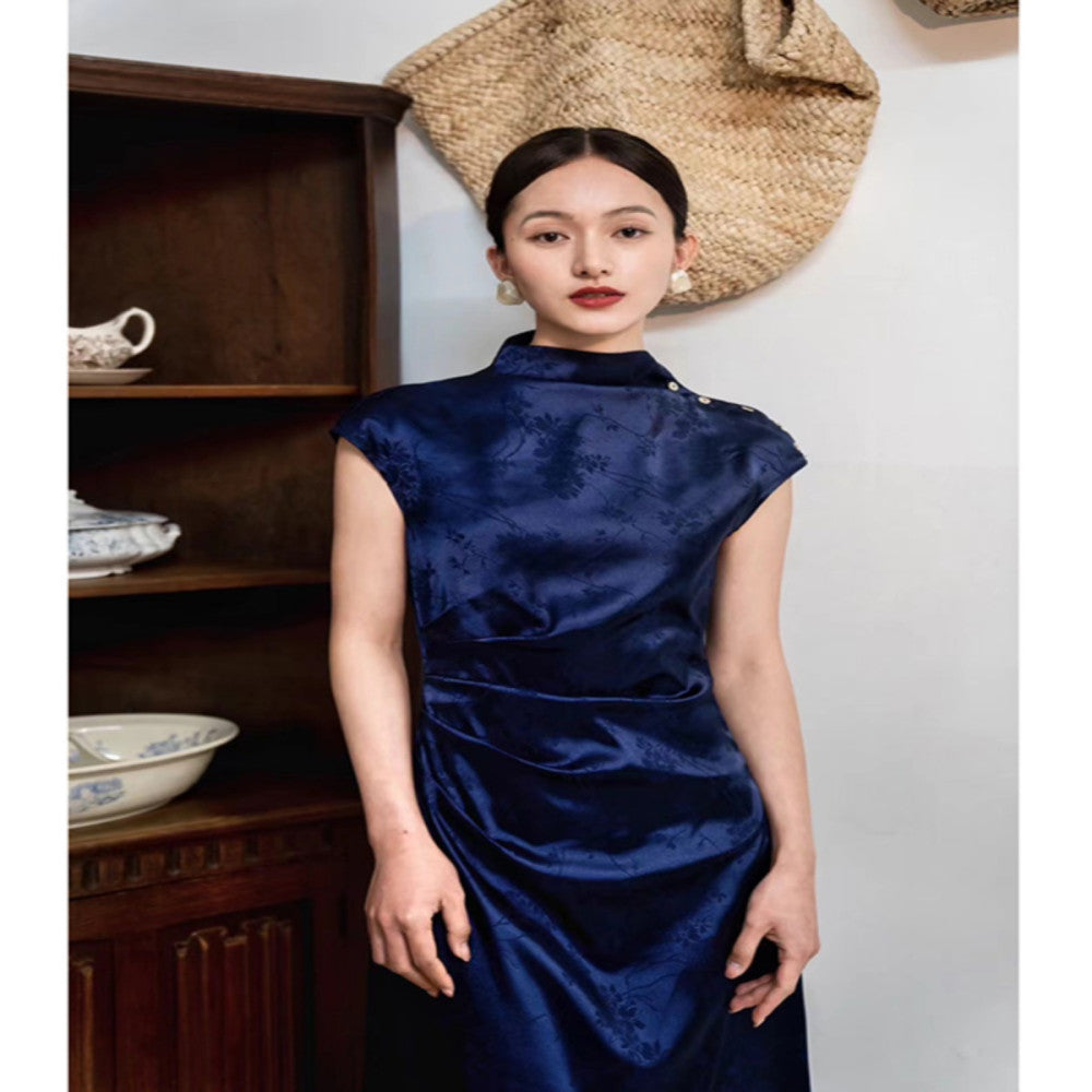 Ching s new Chinese style half high collar jacquard satin cheongsam slimming dress morning gown bride wedding toast dress image 1