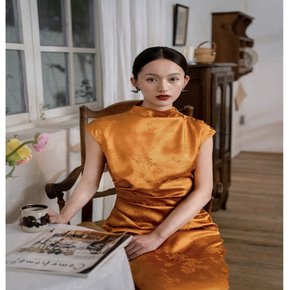 Ching s new Chinese style half high collar jacquard satin cheongsam slimming dress morning gown bride wedding toast dress image 2