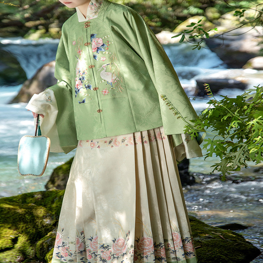 Shanggong Language Egret from Yizhou Ming Dynasty Hanfu Imitation Makeup Flower Embroidery Square Collar Double Collar Complementary Clothing Cross Collar Coat Horse Face Skirt Spring and Autumn image 13