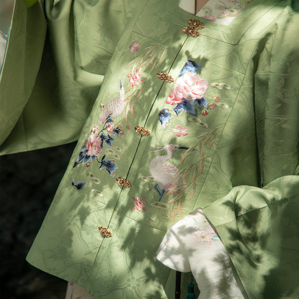 Shanggong Language Egret from Yizhou Ming Dynasty Hanfu Imitation Makeup Flower Embroidery Square Collar Double Collar Complementary Clothing Cross Collar Coat Horse Face Skirt Spring and Autumn image 17