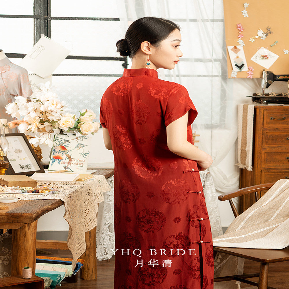 He Yue Hua Qing Frost Branch Red Cheongsam Toast Dress 2025 New Full Open Back Retro Engagement and Wedding Dress image 1