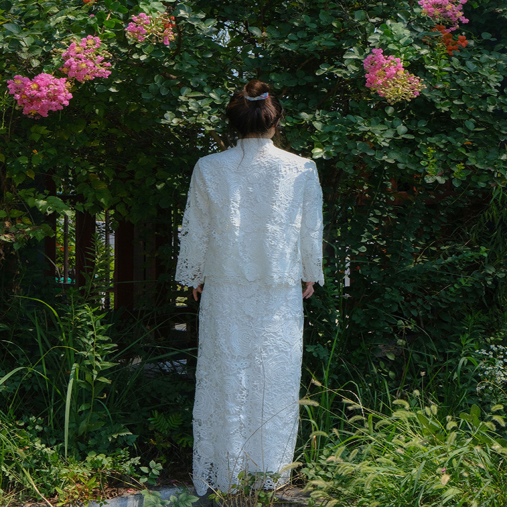 Note of Love White Luxury New Chinese Lace Improved Cheongsam Design for Bridal Morning Robe Dress image 3