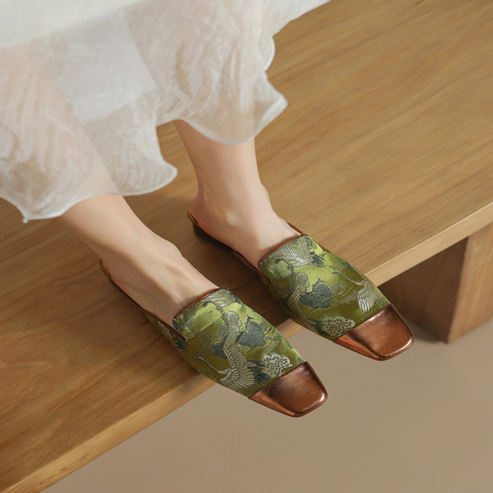 New Chinese style Baotou half slippers with women s embroidery thick heel high end feel low heel color blocked M ller sandals paired with skirts image 3