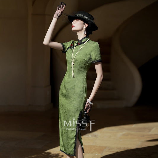 ASAYA3566 Green Cheongsam with lace details and red button
