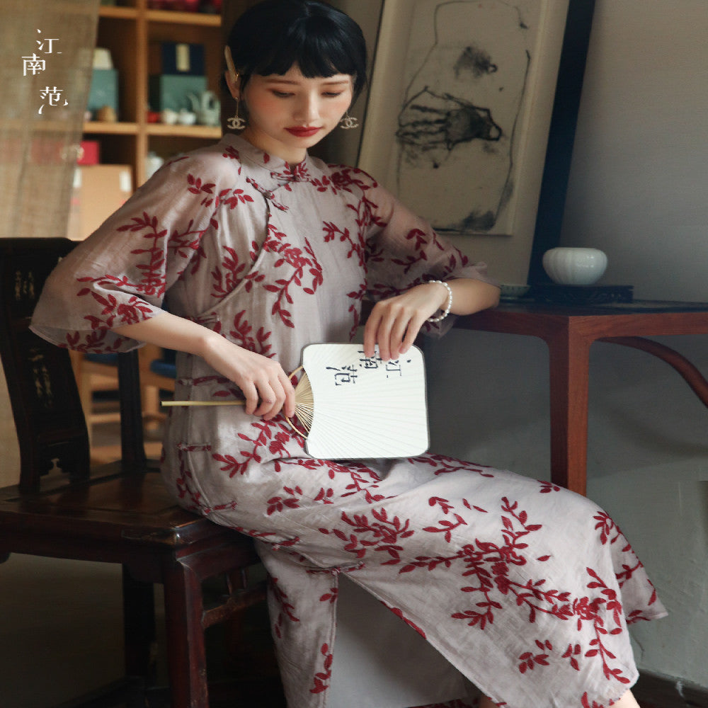Jiangnan style low collar college entrance examination cheongsam summer improved version buckle retro style embroidery young style slanted collar daily use image 2