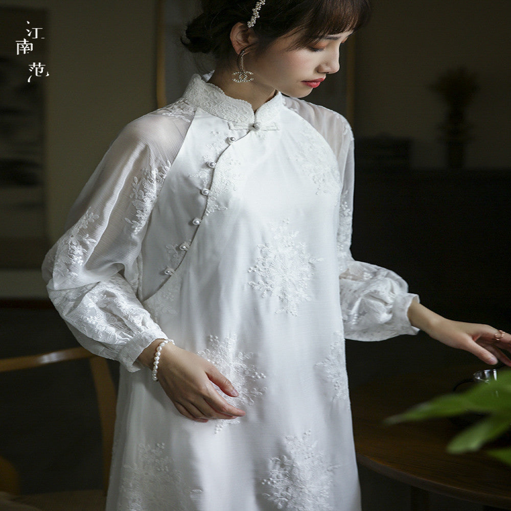 Jiangnan Fanxin Chinese style white full open front improved cheongsam certification light wedding dress lace retro tea suit dress spring image 4