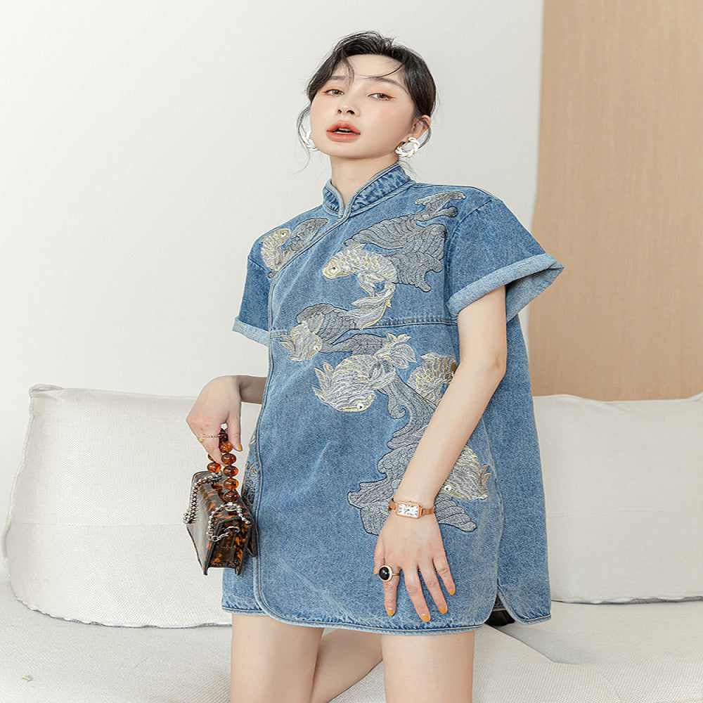 Retro Chinese style buttoned cheongsam everyday women s design niche fashionable new Chinese style carp embroidered denim dress image 1