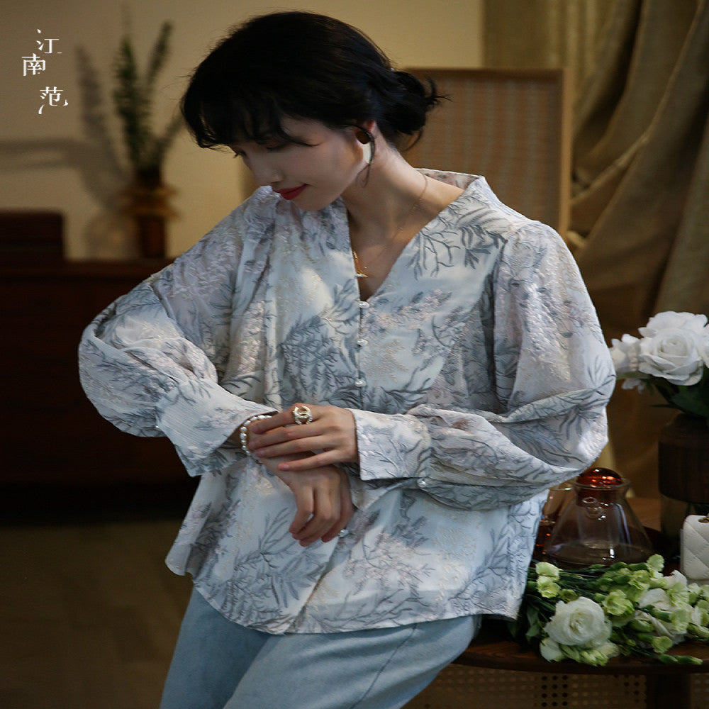 Jiangnan Fan Jiao collar embroidery improved low neck Hanfu top daily wearable commuting V neck new Chinese autumn shirt image 1