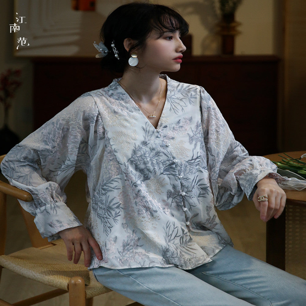 Jiangnan Fan Jiao collar embroidery improved low neck Hanfu top daily wearable commuting V neck new Chinese autumn shirt image 2