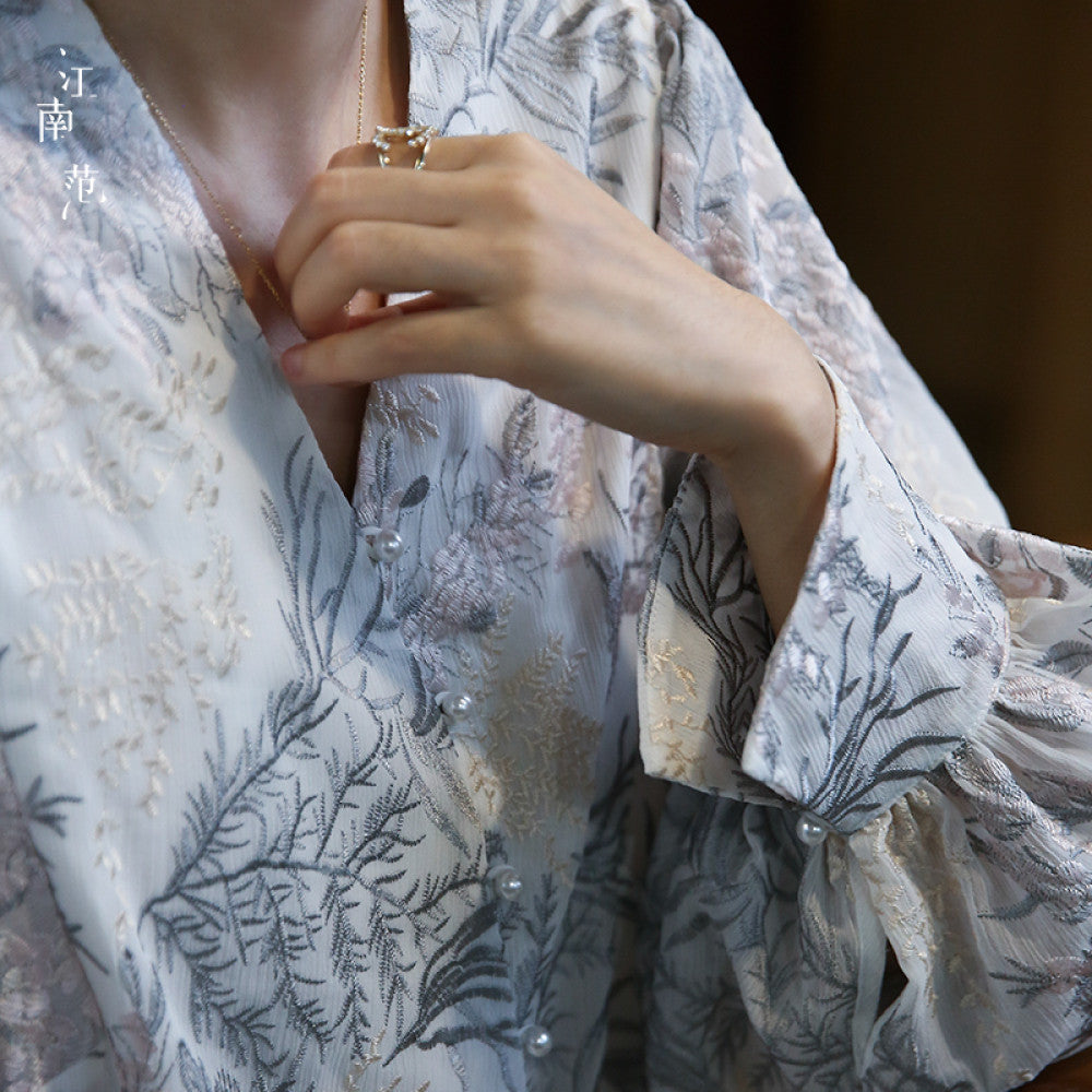 Jiangnan Fan Jiao collar embroidery improved low neck Hanfu top daily wearable commuting V neck new Chinese autumn shirt image 18