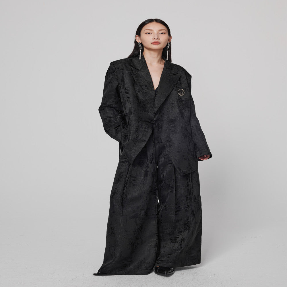 Autumn black new Chinese style suit jacket for women with a sense of luxury loose and dark style silhouette suit with a cinched waist design image 4