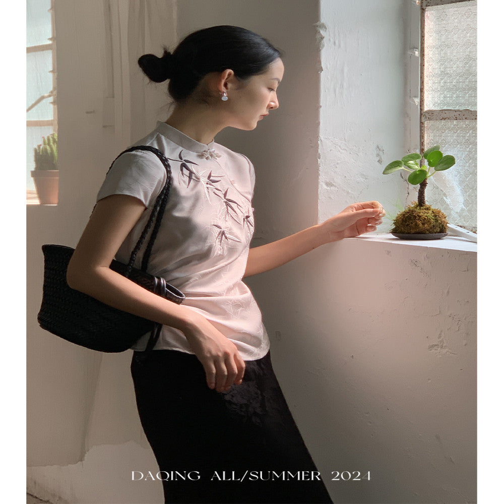 Xu Daqing s Bamboo Shadow New Chinese Bamboo Cheongsam Dress Top with Stand up Collar Embroidered Slimming Medium Length Jacquard image 29