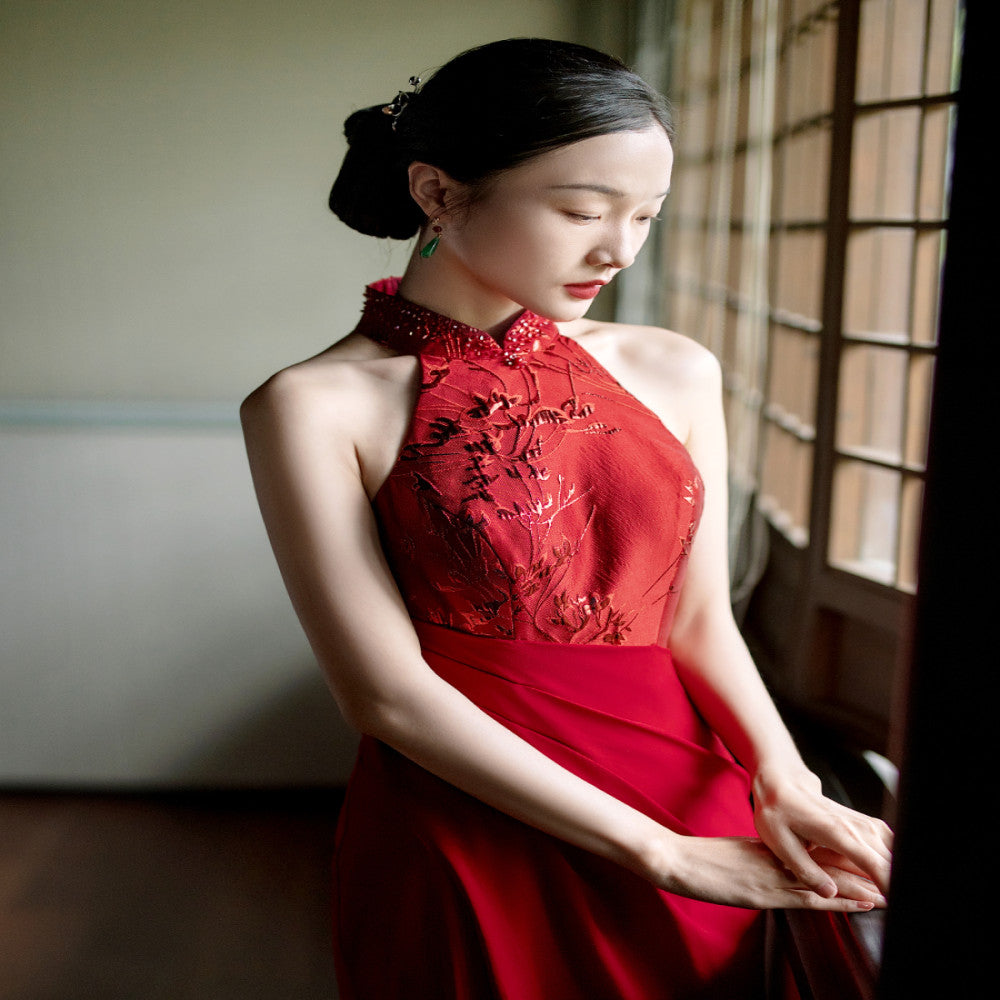 Dear Peony Flower Weaving Bride Cheongsam Hanging Neck Long Dress Improved Shoulder Cutting Engagement Dress Red Morning Robe image 2