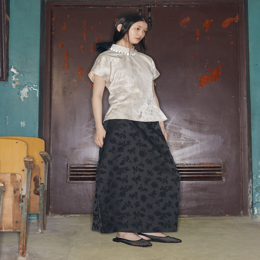 PaleBlueDot Fashionable New Chinese Rice White Satin Jacquard Three Dimensional Diagonal Forefront Retro Shirt image 2