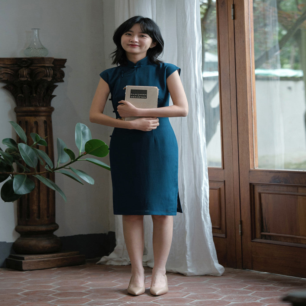 Momoxia Xiaolian Sleeves with Half Open Skirt and Edge Wrapping Short Style Retro Daily Improvement Solid Color Chiffon Cheongsam Blueberry image 2