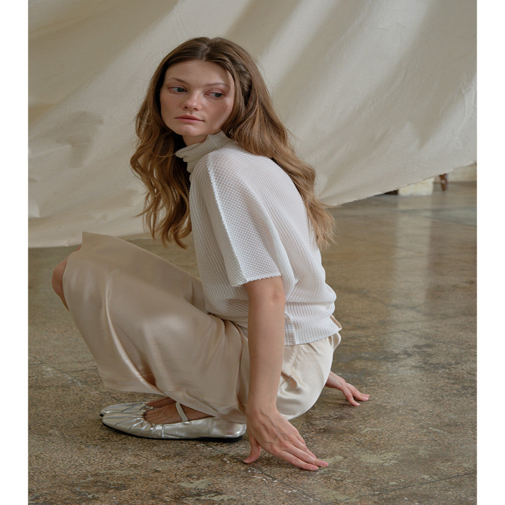 Whitecube French intellectual style old celin high neck short sleeved pleated top mid sleeved t shirt women s clothing image 3