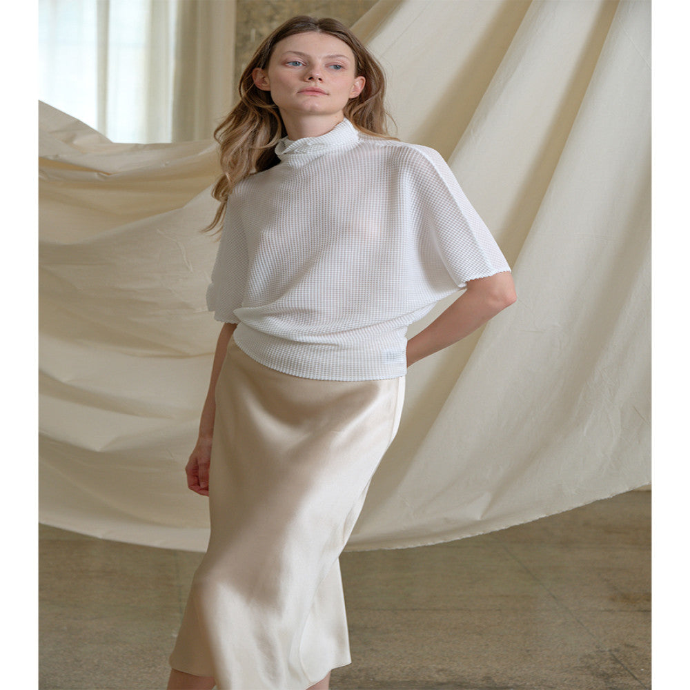 Whitecube French intellectual style old celin high neck short sleeved pleated top mid sleeved t shirt women s clothing image 4