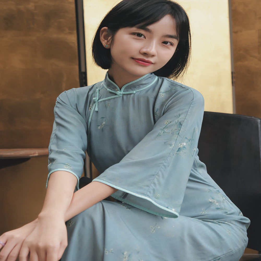 Momo Spring Summer Six Quarter Water Sleeve Waist Free Full Open Hemp Long Style Retro Daily Cotton Silk Cheongsam Blue Feather image 3