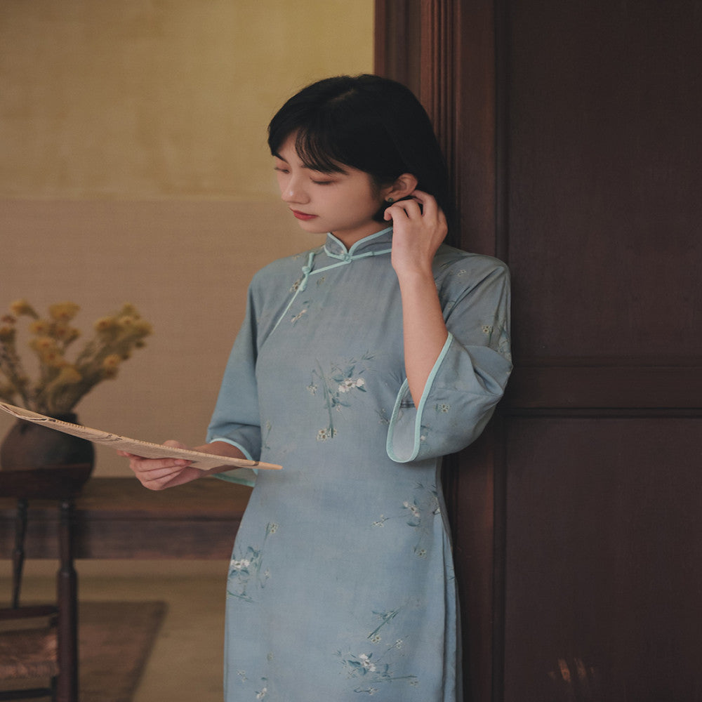 Momo Spring Summer Six Quarter Water Sleeve Waist Free Full Open Hemp Long Style Retro Daily Cotton Silk Cheongsam Blue Feather image 5