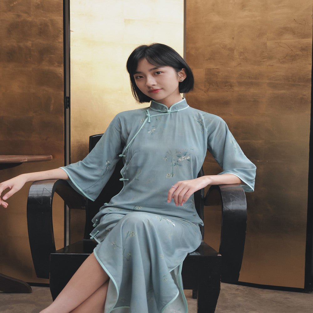 Momo Spring Summer Six Quarter Water Sleeve Waist Free Full Open Hemp Long Style Retro Daily Cotton Silk Cheongsam Blue Feather image 30