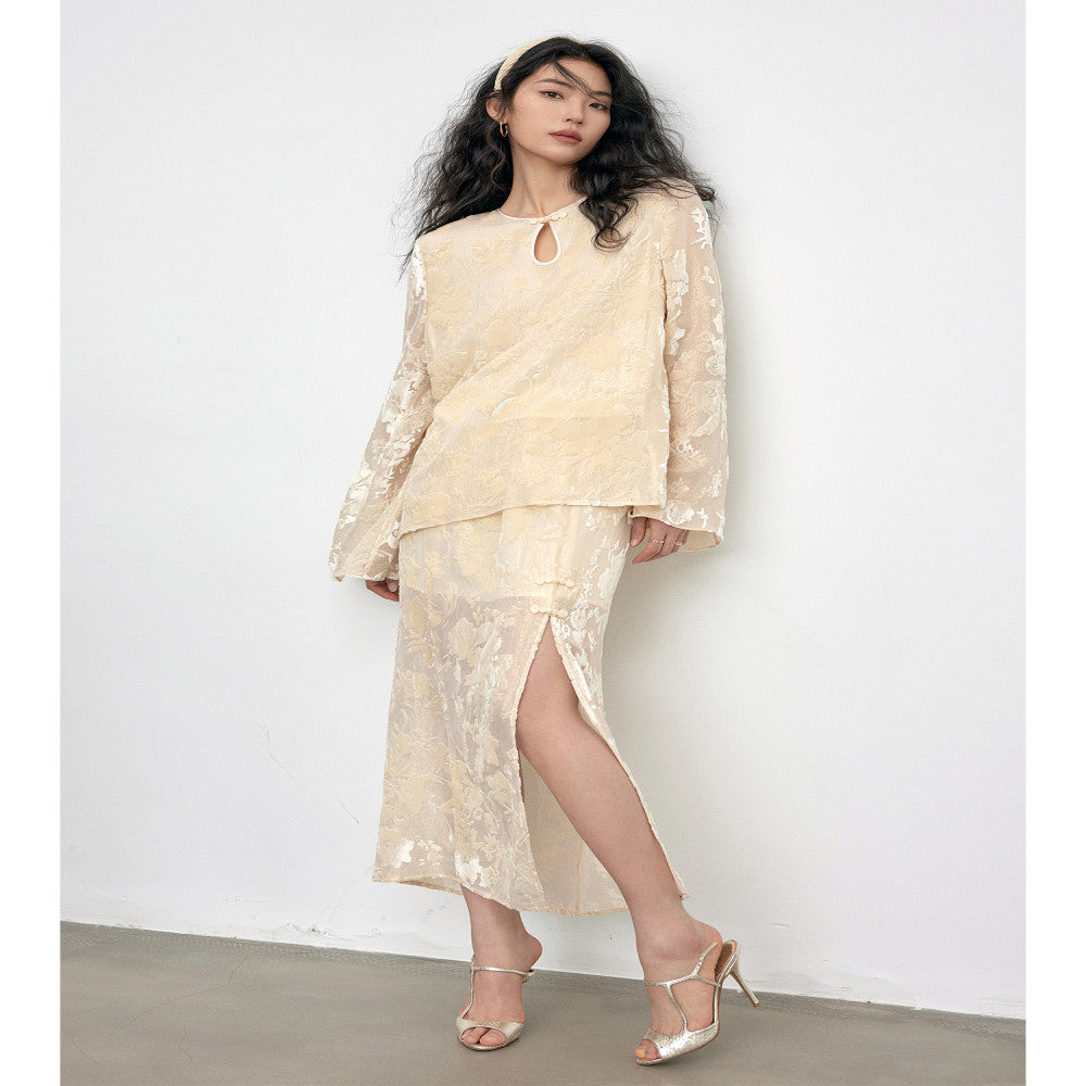 Showyee Xiuye wild mulberry silk exquisite three dimensional floating light velvet jacquard early spring new Chinese style buckle set image 2