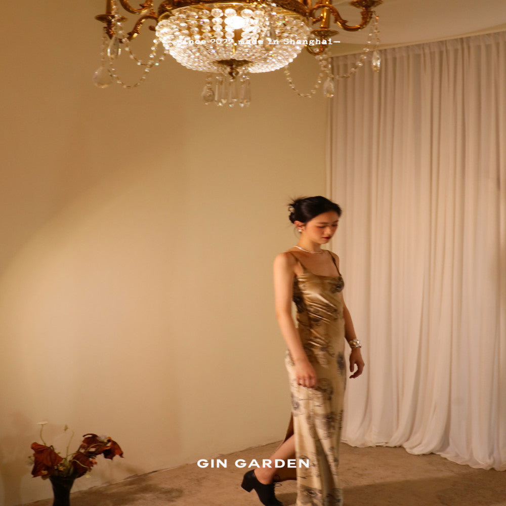 GinGarden original design slim fit U neck tea break niche print ink painting velvet exquisite spring and summer camisole skirt image 3