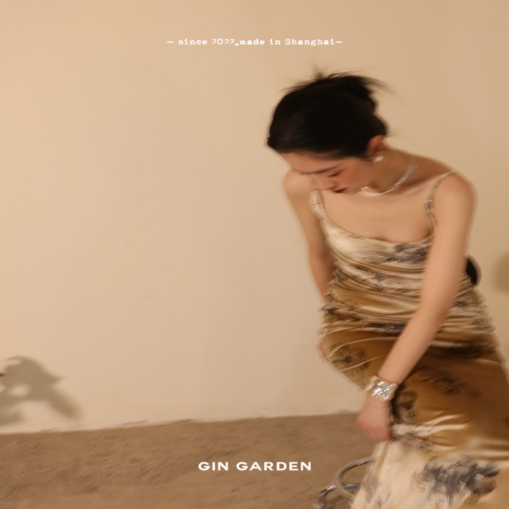 GinGarden original design slim fit U neck tea break niche print ink painting velvet exquisite spring and summer camisole skirt image 0